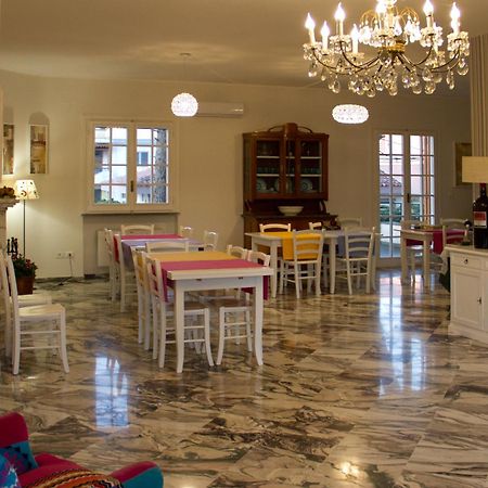 Le Duchesse Acomodação com café da manhã Trani Exterior foto